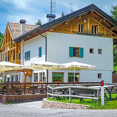 Rifugio Viote *